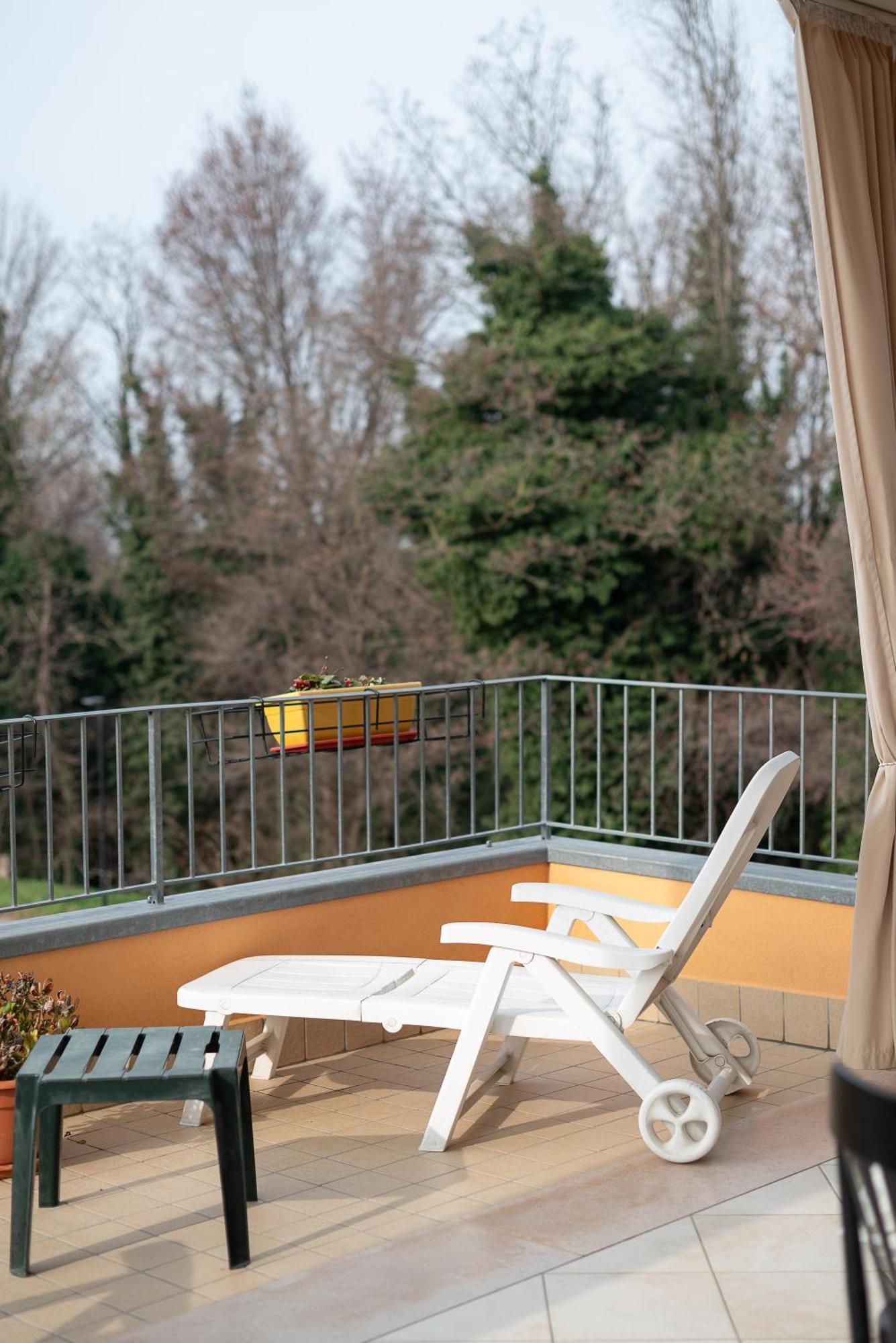 Terrazza Baciata Dal Sole Leilighet Lazise Eksteriør bilde
