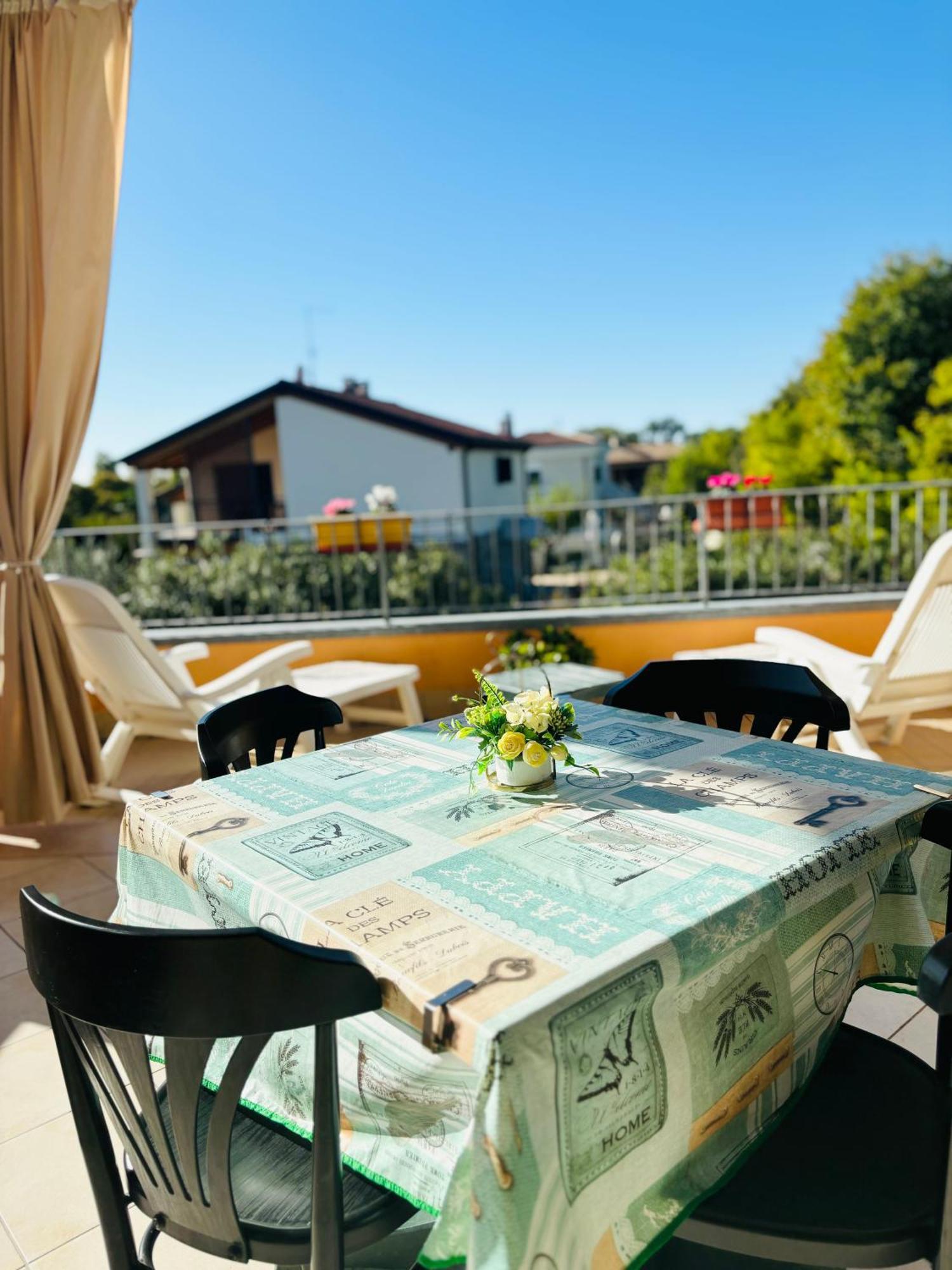 Terrazza Baciata Dal Sole Leilighet Lazise Eksteriør bilde